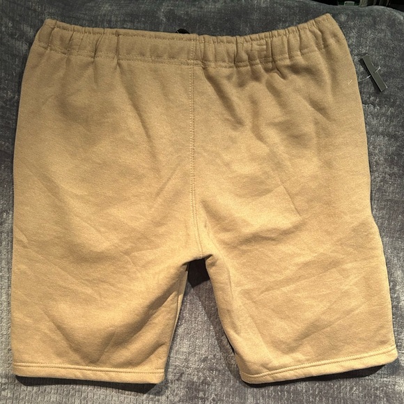 Brand new Nike Fleece Tech Shorts Men’s XL - Picture 2 of 5